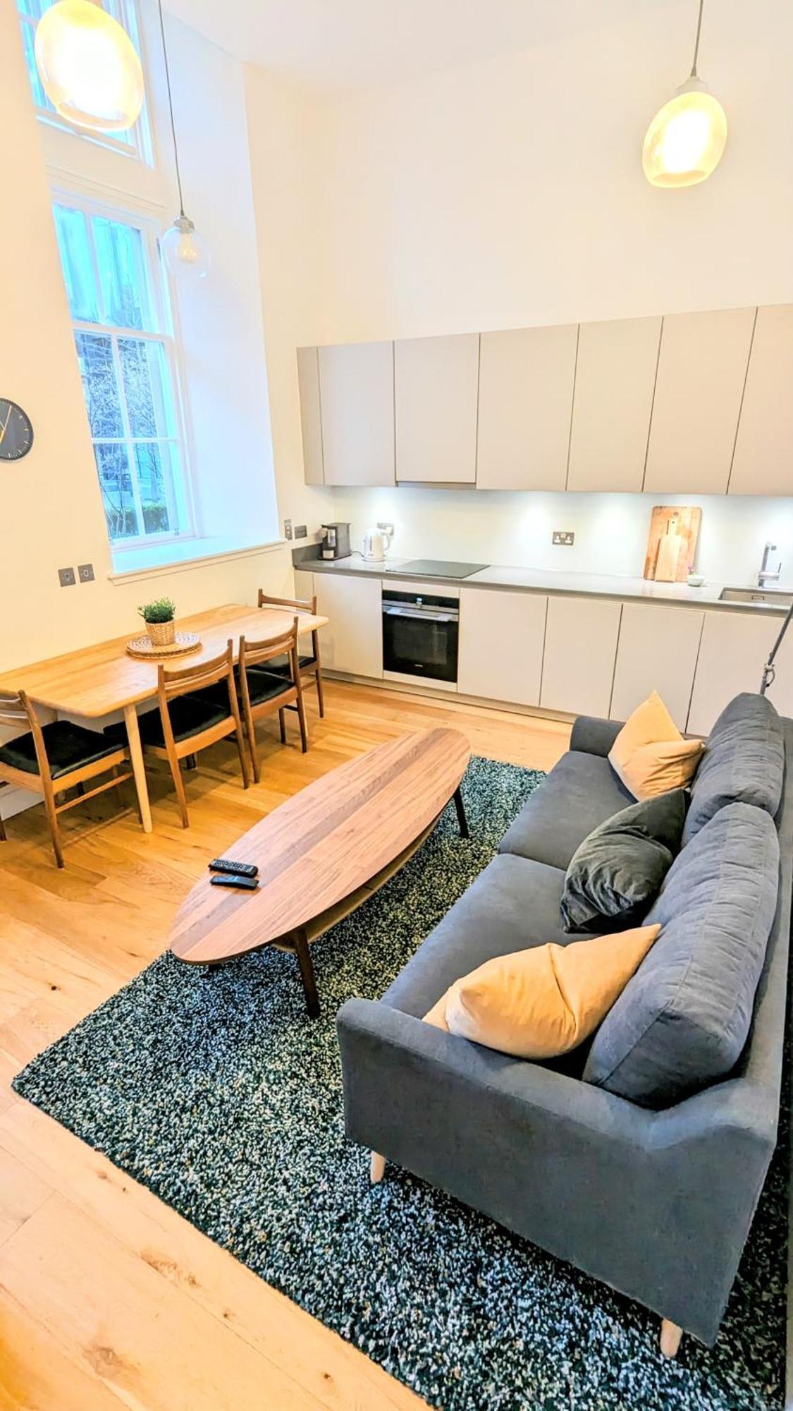 Luxury Apartment In Edinburgh City Center Экстерьер фото